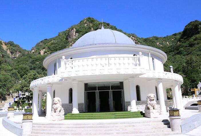 九公山长城纪念林树葬是在北京市的陵园吗？