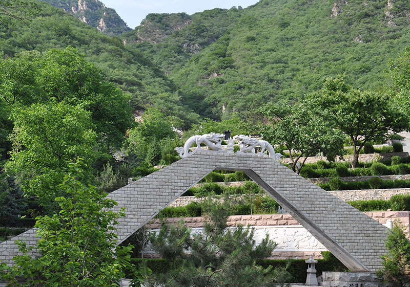 怀柔九公山墓地多少钱怎么去