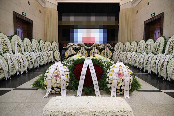 若是红事遇到白事，该怎么办呢？